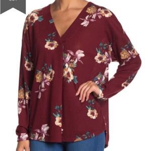 All In Favor V-Neck Floral  Print Thermal Top